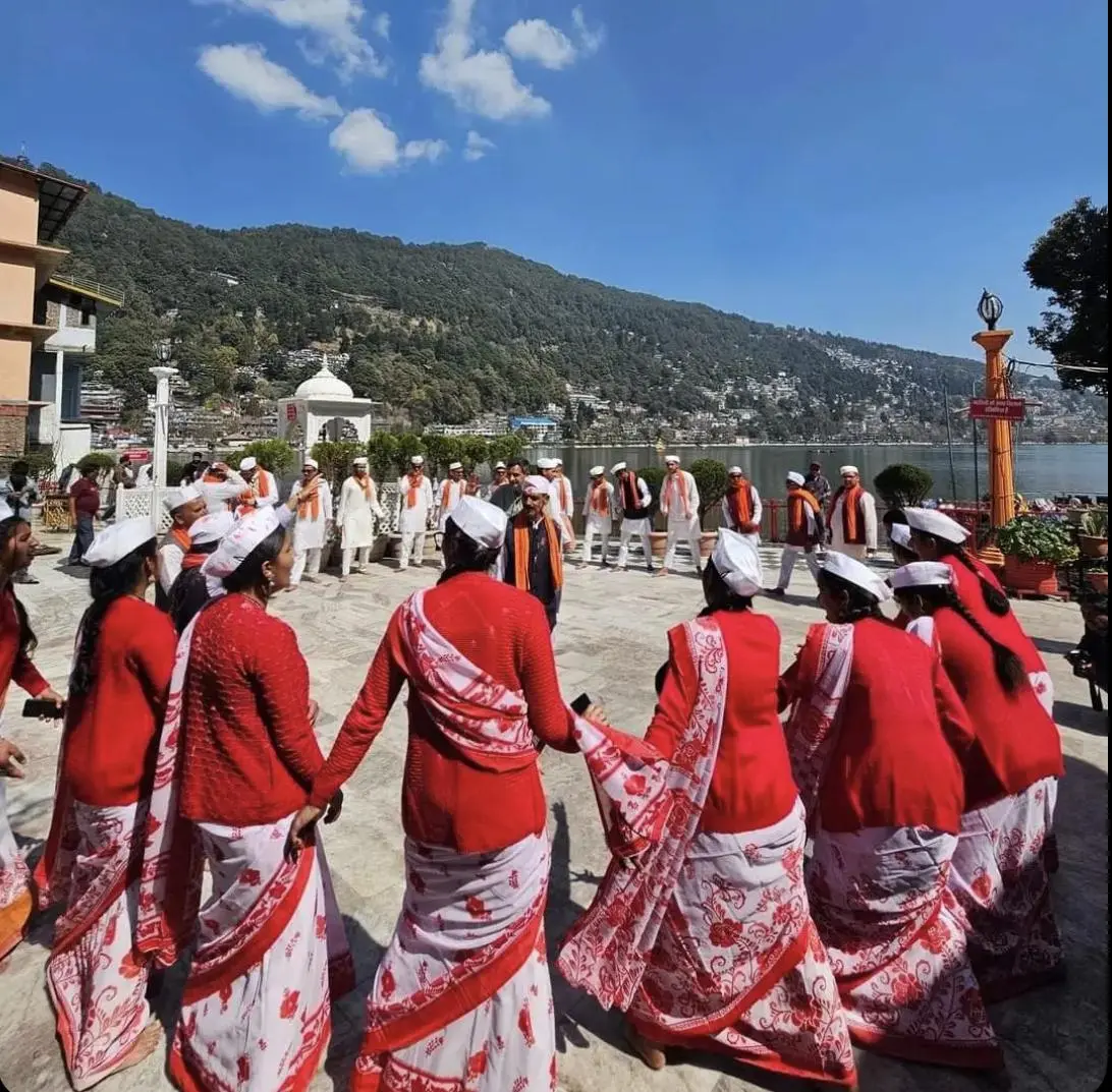 Kumaun Holi Retreat retreat at Bageshwar